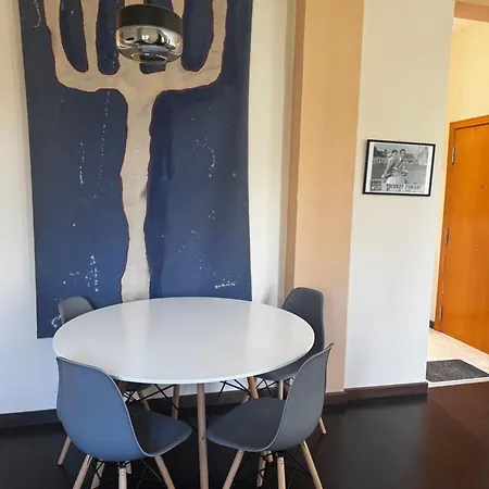 Centro Y Moderno Cruz Capital * サンタクルスデテネリフェ